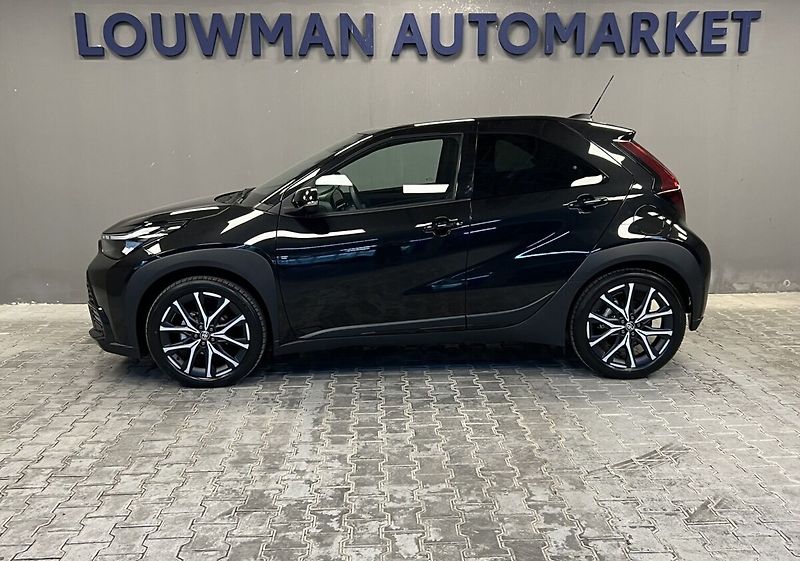 Toyota Aygo 1,5 Hybrid AT GR Sport - fotka 3 z 16