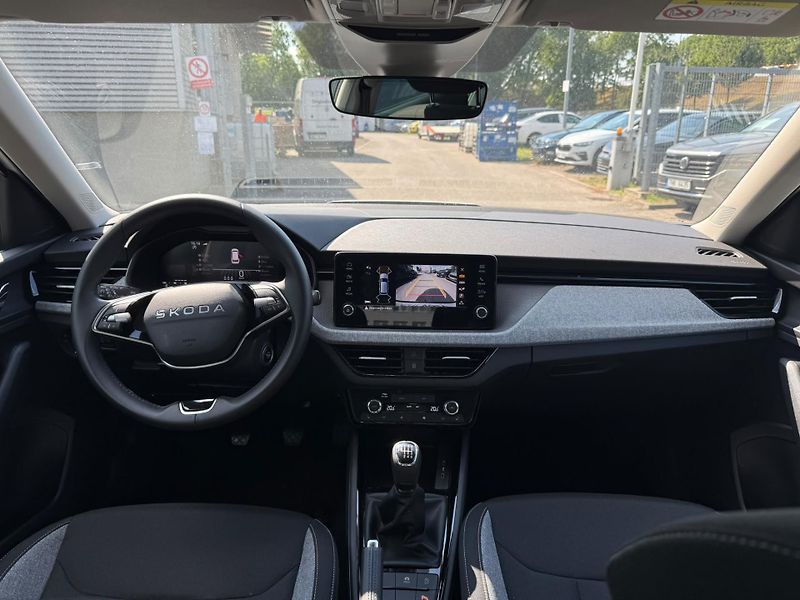 Škoda Kamiq Selection 1.0 TSI 85kw - fotka 5 z 25