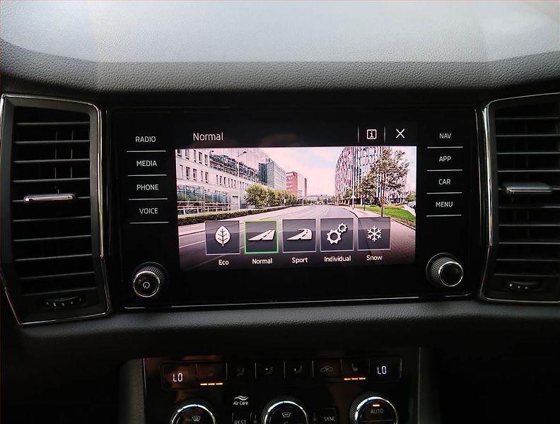 Škoda Kodiaq (2019) Style 2.0 TDI 4x4 - fotka 24 z 29