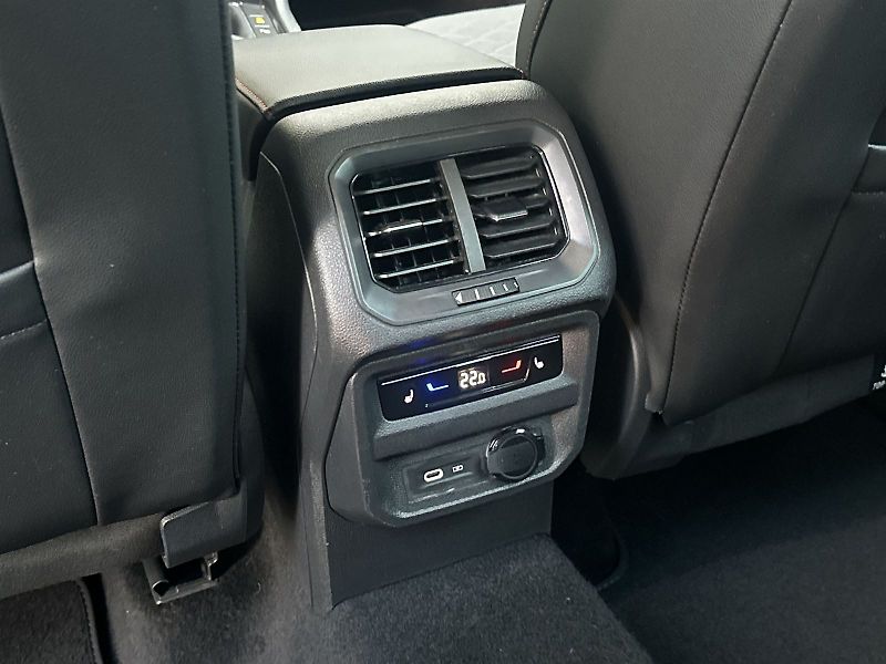 Seat Tarraco (2023) 2.0 TDI 4Drive DSG FR - fotka 25 z 36