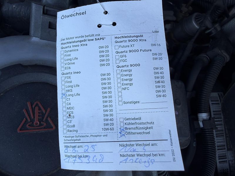 Volkswagen Passat 2.0 TDI VIRUTAL MASÁŽ SERVISKA - fotka 43 z 46