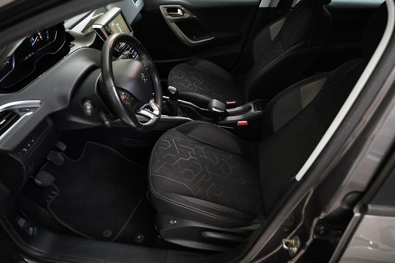 Peugeot 2008 - fotka 11 z 32