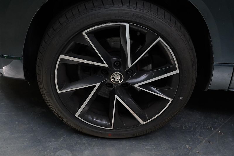 Škoda Karoq - fotka 10 z 28