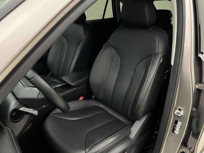 MG HS 1.5 TGI EXCLUSIVE AUT CZ 1.maj - fotka 16 z 50