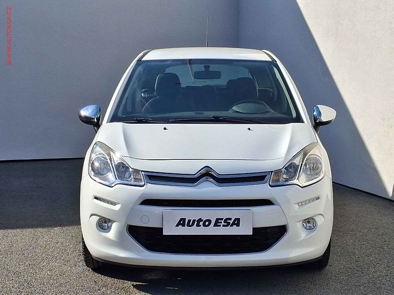Citroën C3 (2014) 1.0 VTi, AC, el. výbava - fotka 2 z 15