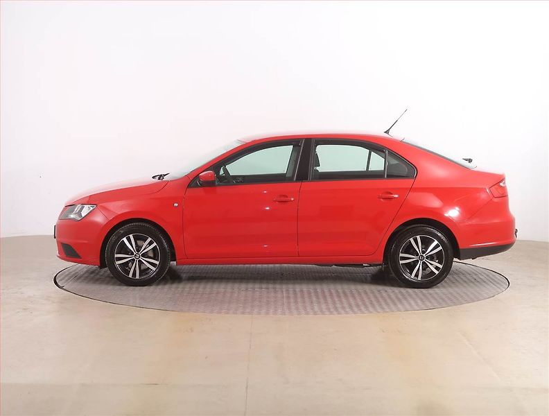 Seat Toledo (2015) 1.2 TSI, Serv.kniha - fotka 3 z 17