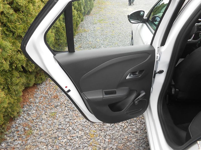 Opel Corsa 1.5TDCi,FULL LED,92TKm!!! - fotka 20 z 39