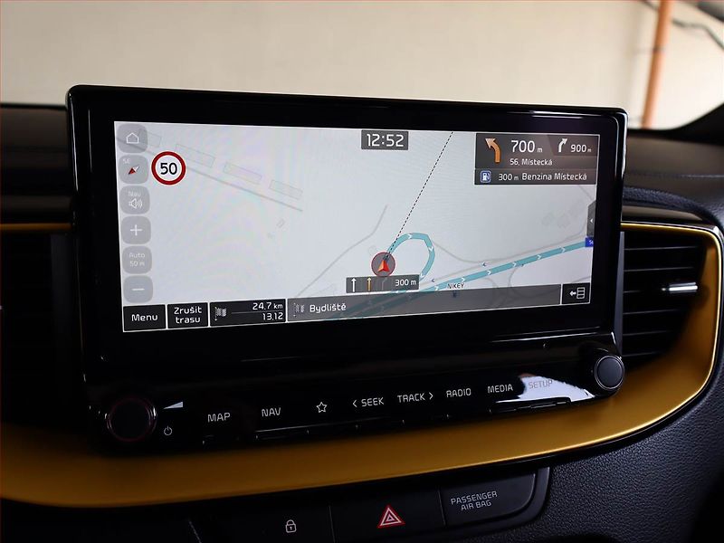 Kia XCeed (2019) 1.4 T-GDI, Automat, Serv.kniha - fotka 15 z 19