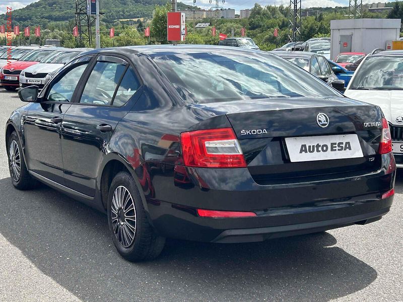 Škoda Octavia (2014) 1.2 TSI, ČR, servis.kniha, AC - fotka 6 z 16