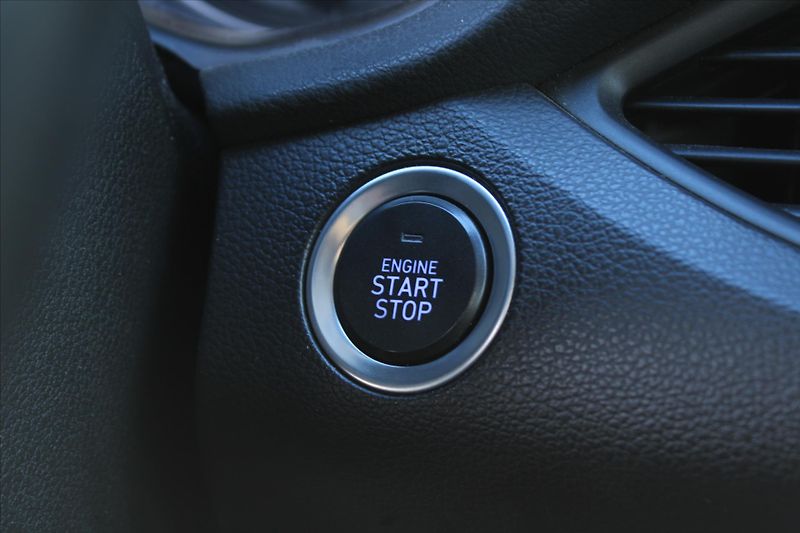 Hyundai i30 1.4 T-GDI ALL INCLUSIVE ČR - fotka 15 z 23