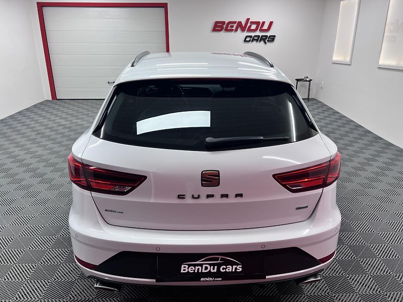 Seat Leon Cupra 300 2.0 TFSI 4x4 DSG - fotka 5 z 42