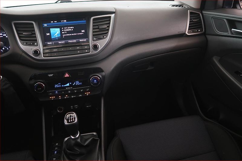 Hyundai Tucson (2016) 1.7 CRDi, ČR,1.maj, Navi - fotka 8 z 17