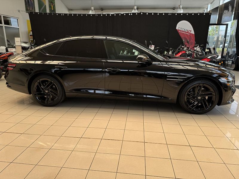 Genesis G80 (2026) 3,5 V6 Prestige Black - fotka 6 z 14