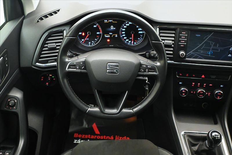 Seat Ateca 1,6 TDi 85kW ALCANTARA LED Zár - fotka 18 z 30