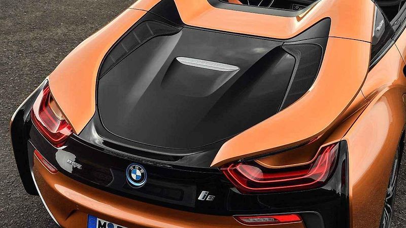 BMW i8 Roadster a i8 Coupé.