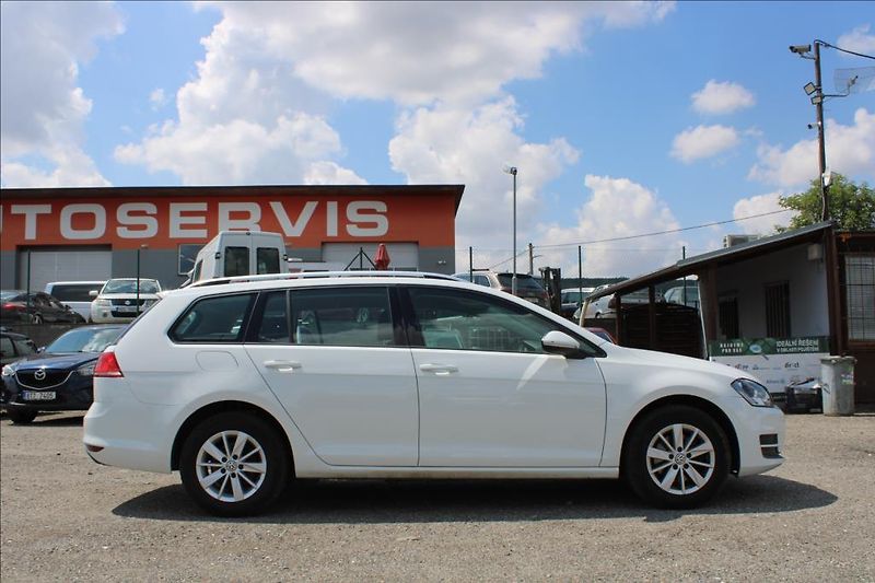 Volkswagen Golf 1,2 TSi  DSG, 82.644 km, ČR - fotka 4 z 24