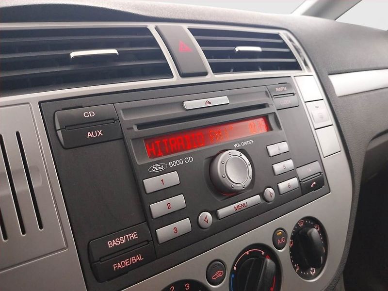 Ford C-MAX (2010) 1.6, Serv.kniha, po STK - fotka 13 z 17