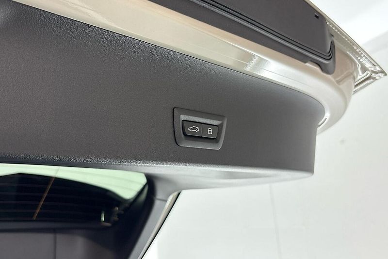 BMW X3 xDrive40d - fotka 24 z 26
