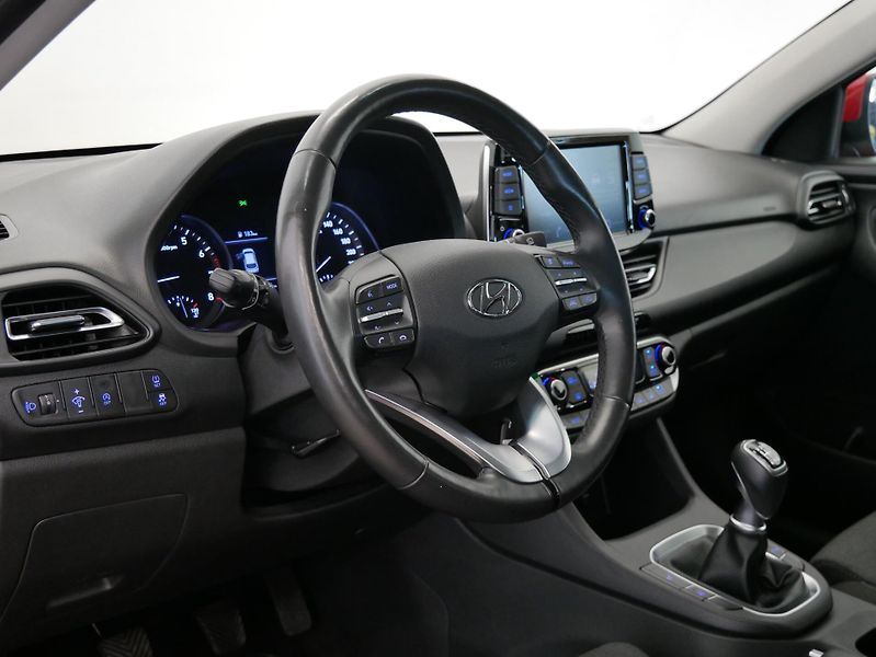 Hyundai i30 - fotka 14 z 28