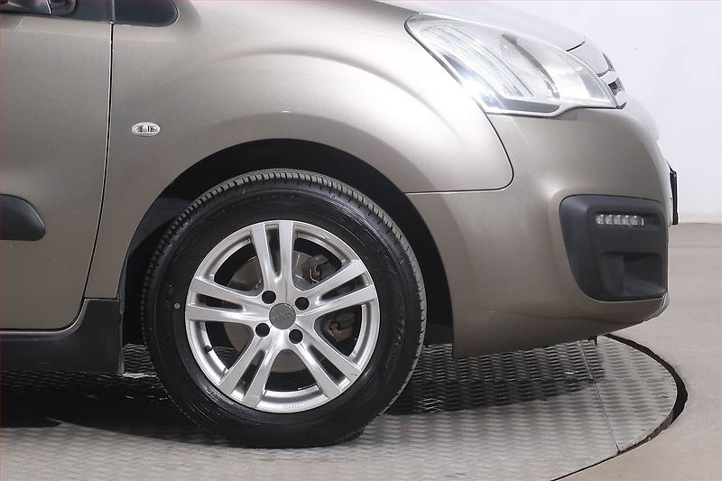 Citroën Berlingo (2016) XTR 1.6 HDi, 5Míst, SR - fotka 15 z 21