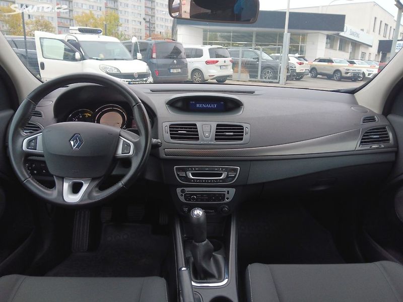 Renault Mégane 1.5 dCi 66kW - fotka 13 z 26