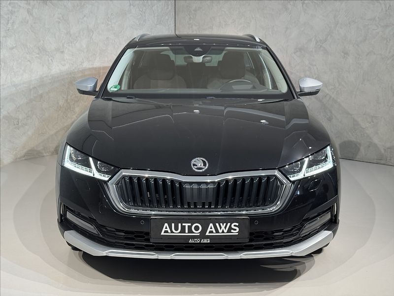 Škoda Octavia 1,5 TSi  DSG e-Tec Scout LED M - fotka 2 z 50
