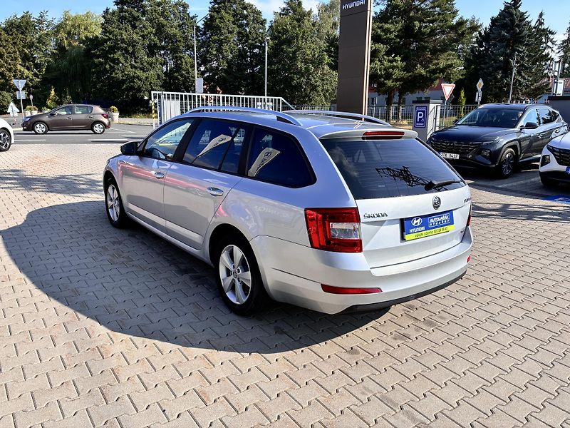Škoda Octavia Kombi 1.6TDi 77kW 4x4 ELEGANCE - fotka 5 z 26