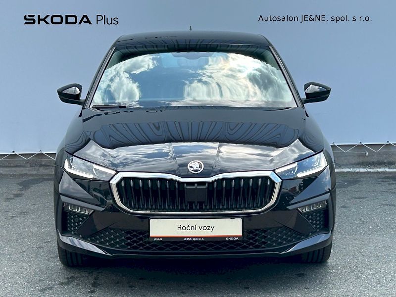 Škoda Scala (2025) Top Selection 1.5 TSI 110 kW D - fotka 4 z 35
