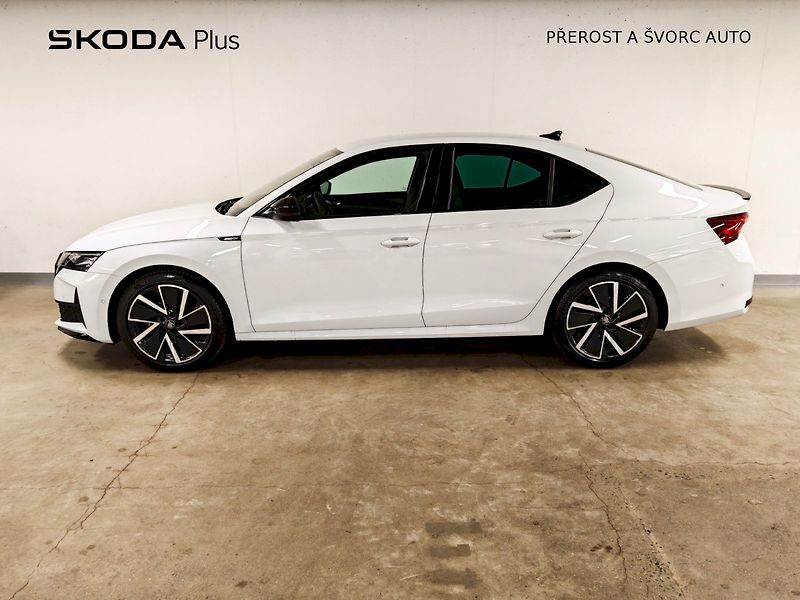 Škoda Octavia (2025) 1.5 TSI 110 kW Sportline - fotka 3 z 32