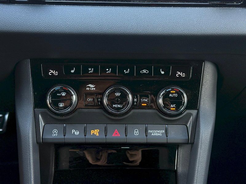 Škoda Karoq (2025) 1.5 TSI 110 kW DSG SportLine - fotka 17 z 26