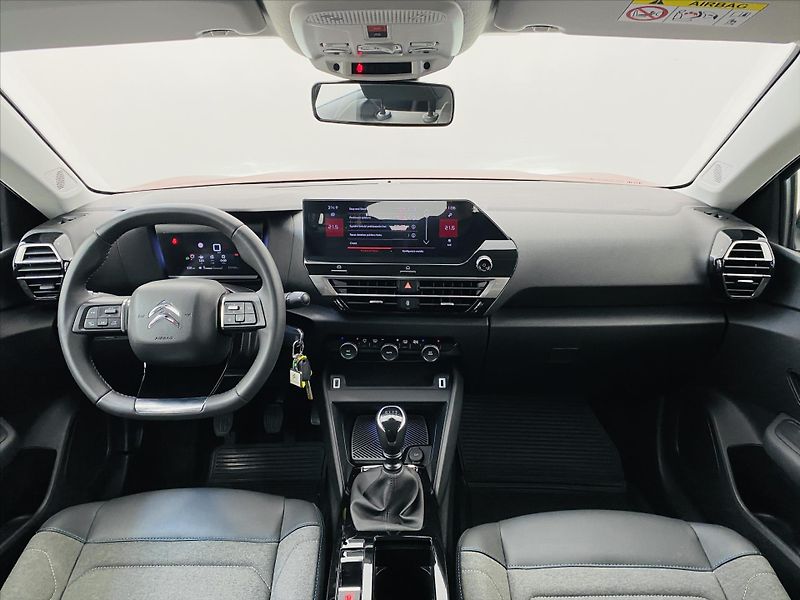 Citroën C4 1,2 PureTech 96KW S&S  ČR - fotka 9 z 26