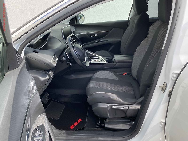 Peugeot 5008 (2019) 1.5 HDi, Active, AT, navi - fotka 9 z 19
