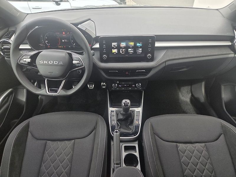Škoda Fabia Dynamic 1,0TSI 85kW - fotka 11 z 15