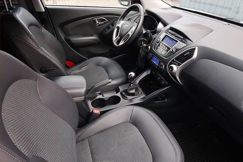 Hyundai ix35 (2012) 1.7 CRDi, Serv.kniha, Tempomat - fotka 9 z 16