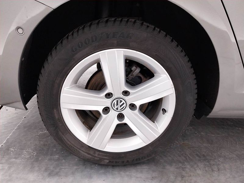 Volkswagen Golf (2014) Comfortline 1.2 TSI - fotka 15 z 23