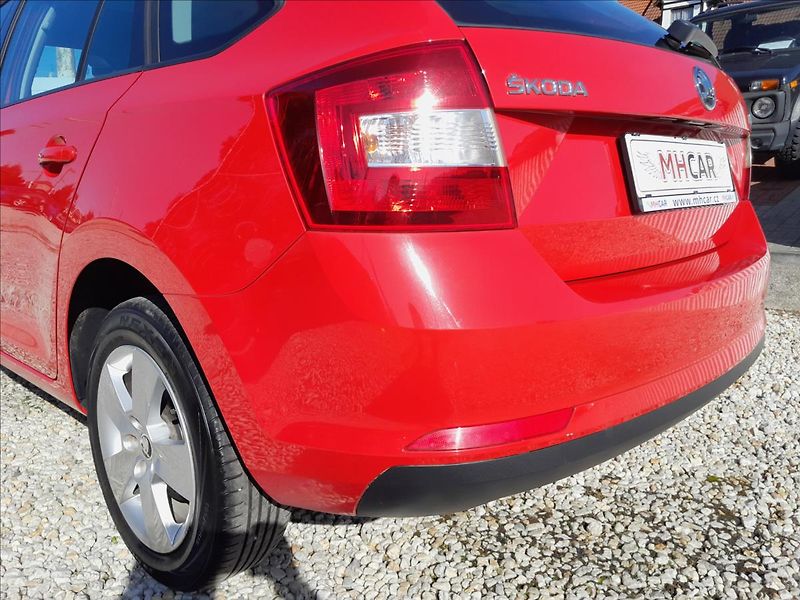 Škoda Rapid 1,2 TSI 66kW - fotka 14 z 51