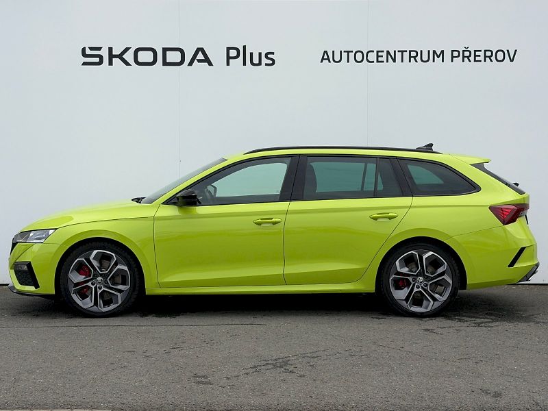 Škoda Octavia (2023) RS 2.0 TSI 180kW - fotka 3 z 35