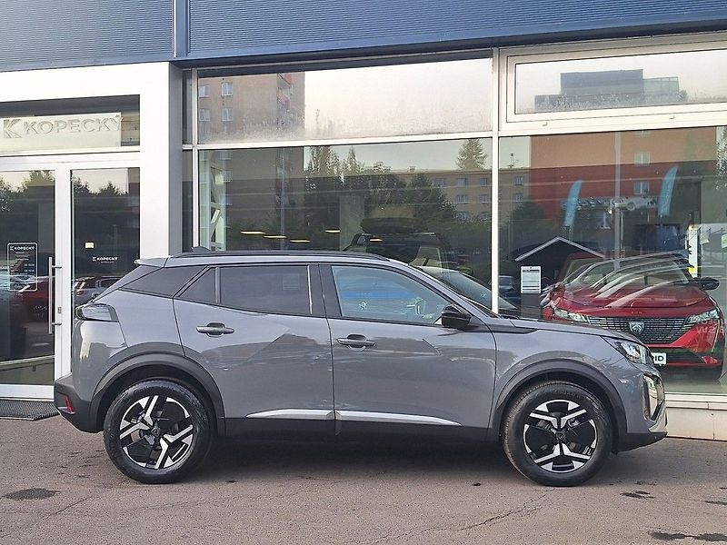 Peugeot 2008 (2026) ALLURE 1.2 TURBO 100k MAN6 - fotka 8 z 22