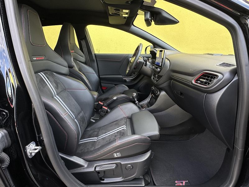 Ford Puma (2023) ST PERFORMANCE *147kW* B&O - fotka 26 z 47