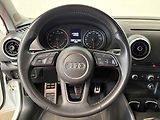 Audi A3 (2018) 2.0 TFSI quattro, AT, navi - náhled 15