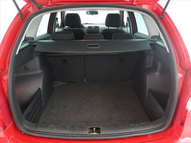 Škoda Fabia (2014) Ambition 1.6 TDI - fotka 13 z 16
