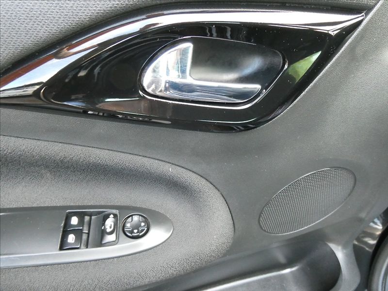 Citroën DS3 1,6 i 16V digi.klima, serviska - fotka 25 z 45