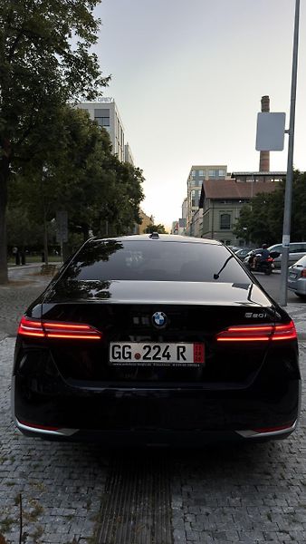 BMW Řada 5 (2025) - fotka 8 z 18