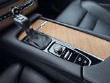 Volvo XC90 T6 AWD INSCRIPTION CZ 1.maj - náhled 28