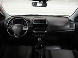 Mitsubishi ASX (2015) 1.6 MiVC, 1.maj,ČR, AC, temp - náhled 8