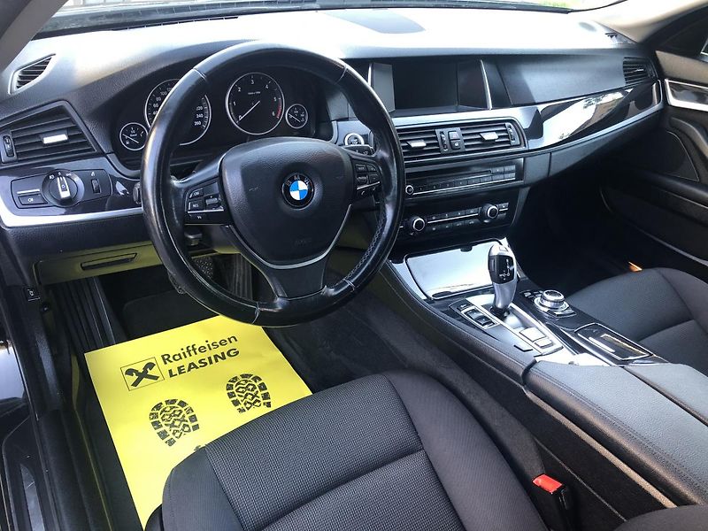 BMW Řada 5 (2015) 518d Touring NAVI velmi pěkný - fotka 25 z 76