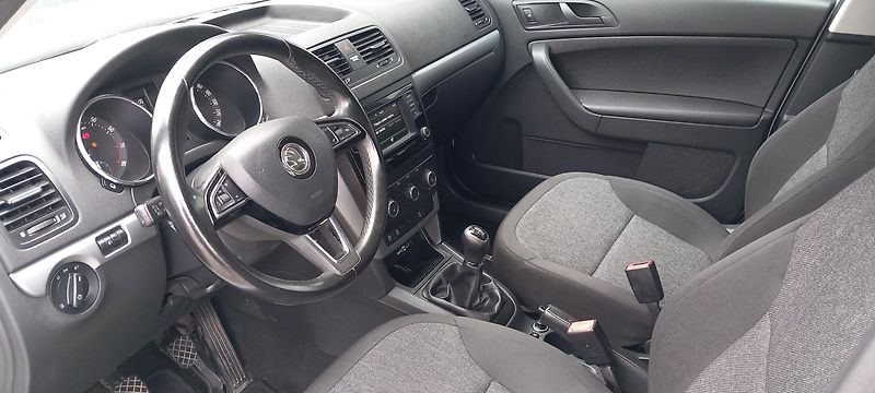 Škoda Yeti 1.2 TSI Active - fotka 10 z 27