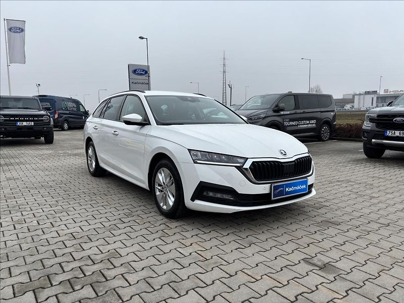 Škoda Octavia 1,5 TSI 110kW Ambition - fotka 7 z 32