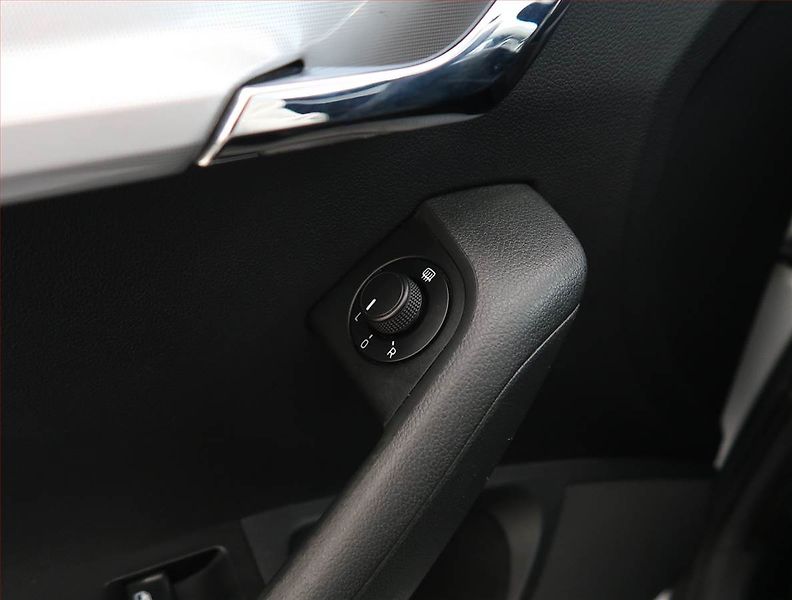 Škoda Octavia (2017) Ambition Plus 1.6 TDI - fotka 17 z 17