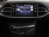 Peugeot 308 (2017) 1.2 PureTech, ČR,1.maj - náhled 12
